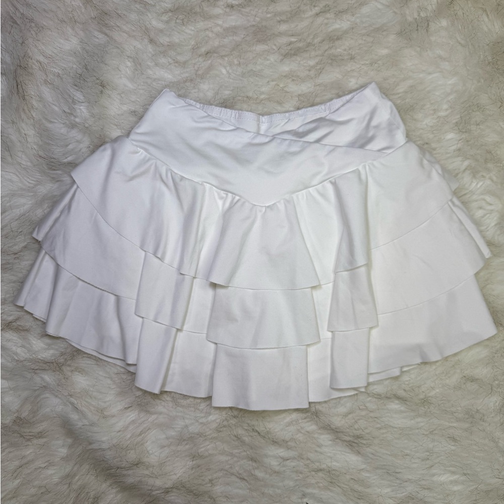 Elegant White Layered Skirt